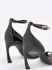 River Island Black Closed Back Banana Heel Sandals - Image 4 of 5