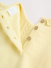 Galben - Set tricotat cu top și pantaloni scurți pentru bebeluși 2 piese (0luni-2ani) - Imaginea 11 din 14