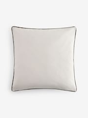 כרית נוי לגן ולבית עם הדפס Hamish the Highland Cow במידות 50 על 50 ס"מ - תמונה 6 מתוך 6