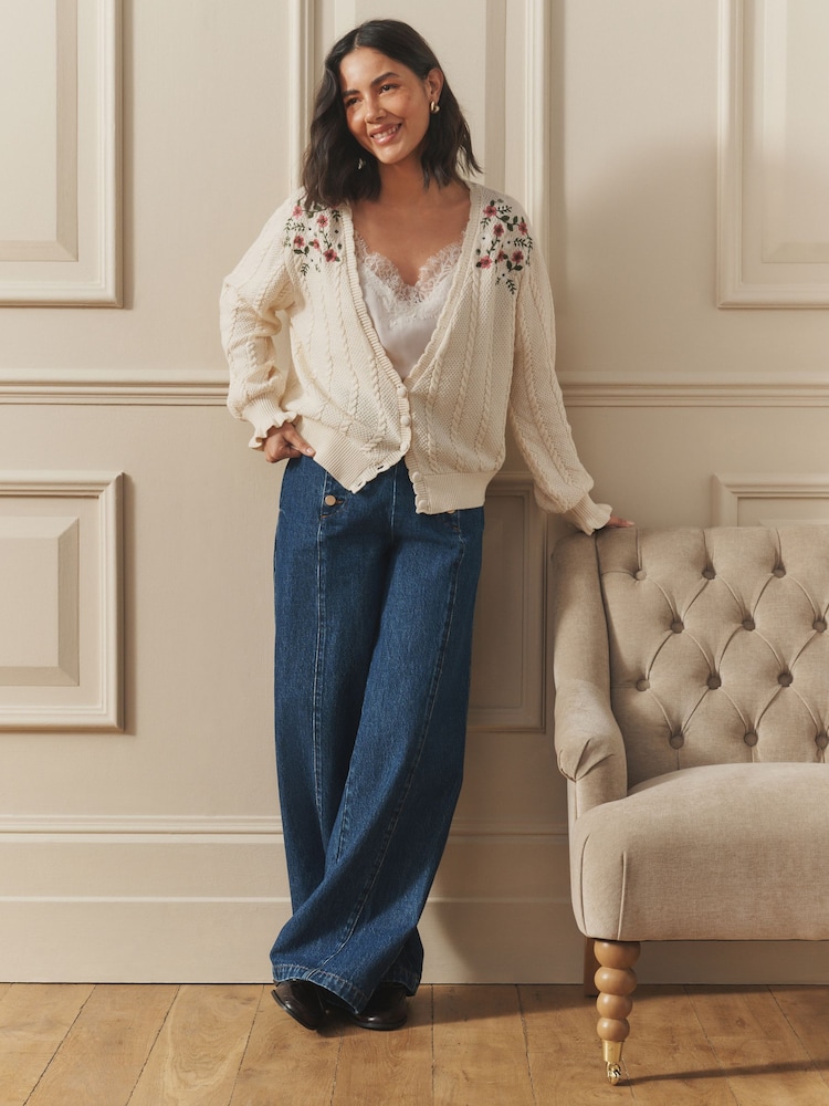 Laura Ashley Embroidered Archive Floral Print V-Neck Cable Cardigan - Imaginea 1 din 10