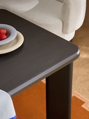 طاولة طعام ومقعد نوفارا من MADE.COM حزمة - صورة 3 من 6