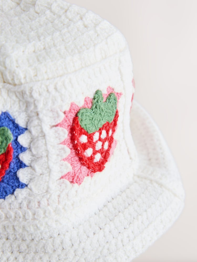 Crochet Knitted Baby Bucket Hat (0mths-2yrs) - Image 2 of 3 Crochet Knitted Baby Bucket Hat (0mths-2yrs) - Image 2 of 3