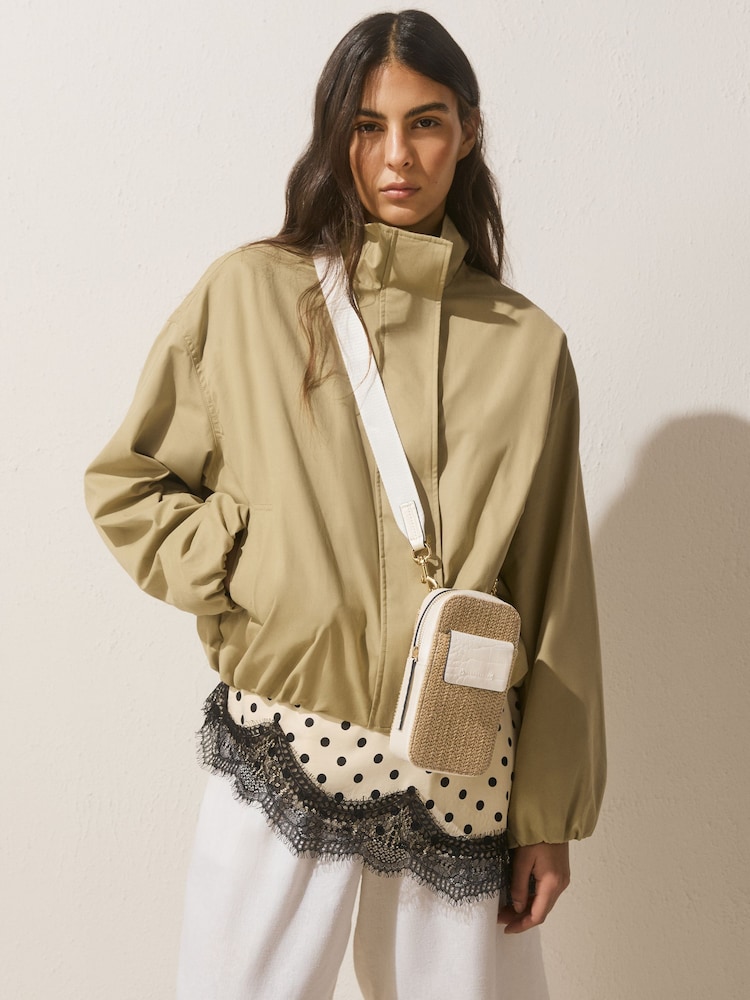 טבעי - Raffia-Effect Phone Bag - תמונה 1 מתוך 8