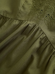 Khakigrün - Laura Ashley Midi-Kleid aus Baumwolle mit Lochstickerei - Bild 8 von 8