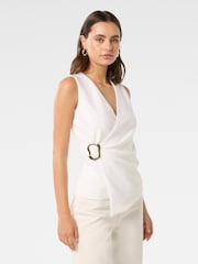 Blusa envolvente de crepe Jacqueline Forever New - Imagem 4 de 5