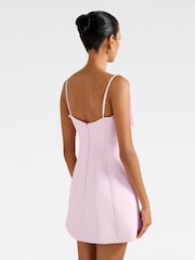 Vestido mini Hayley Petite com laço frontal Forever New - Imagem 2 de 5