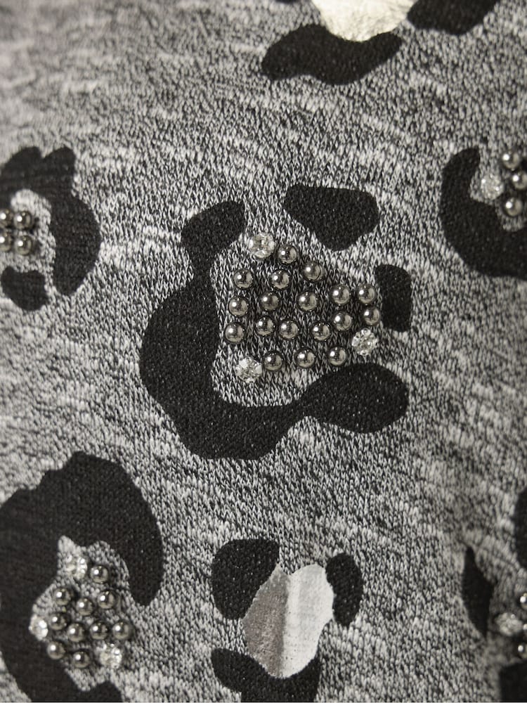 Yours Curve Grey Animal Print Drop Shoulder Top - Image 5 of 5