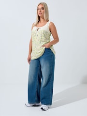 Yours Curve Limited Ditsy Contrast Vest - Imagem 3 de 5