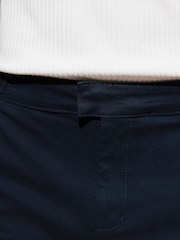 MAUVAIS Blue Beaufort Stretch Chino Shorts - Image 4 of 4