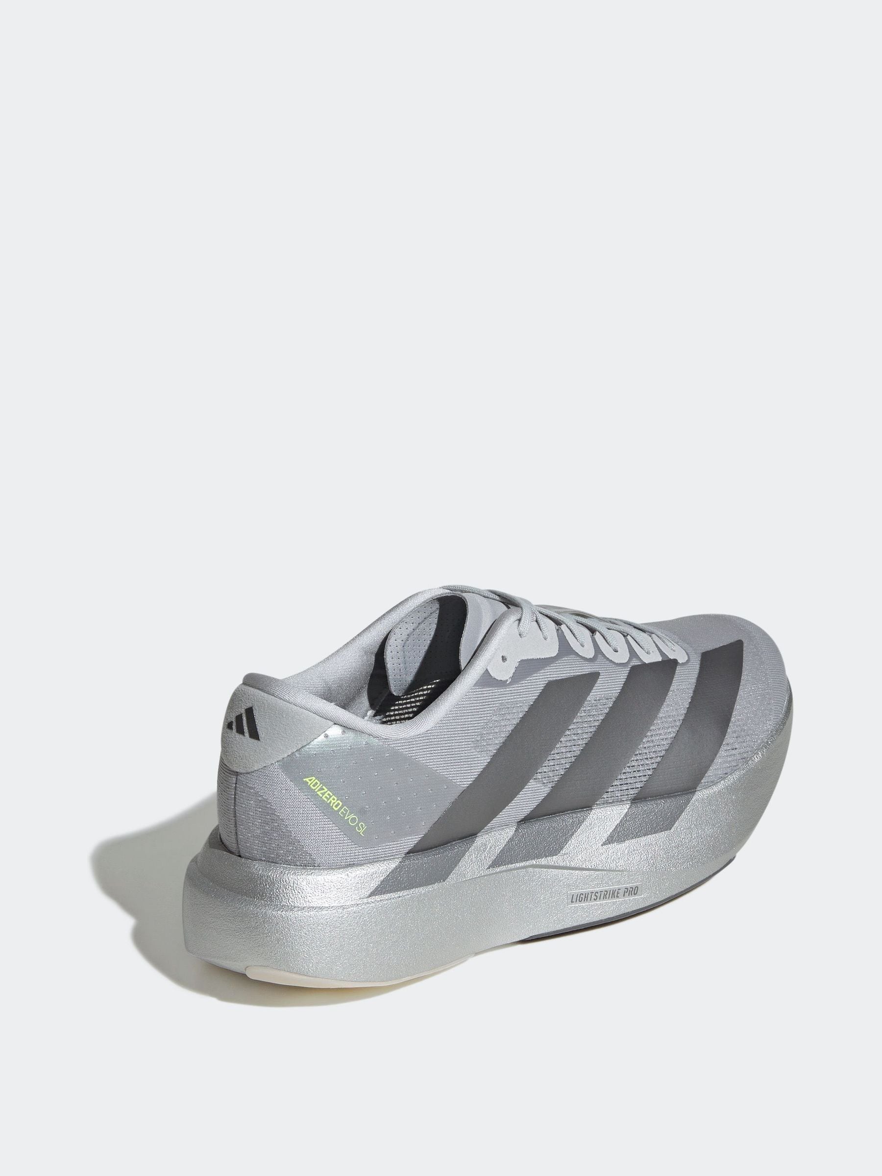 Next：日本 シルバー - adidas Adizero EVO スニーカー from Next Japan