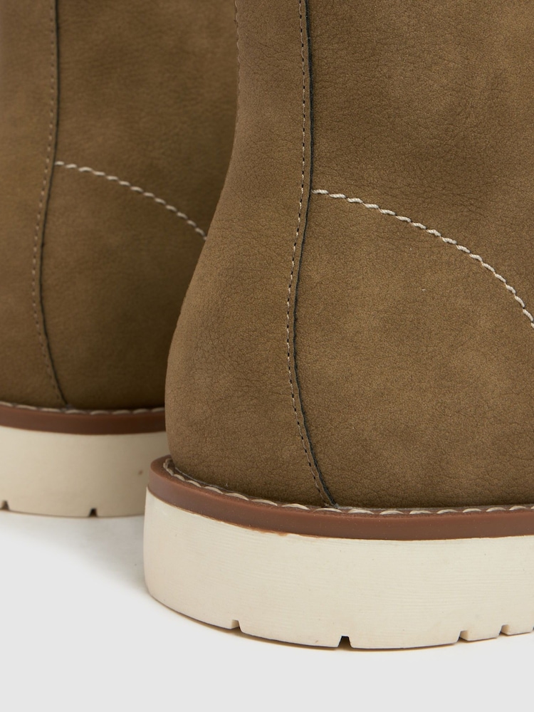 Schuh Dayne Sole Moc Shoes - Image 4 of 4 Schuh Dayne Sole Moc Shoes - Image 4 of 4