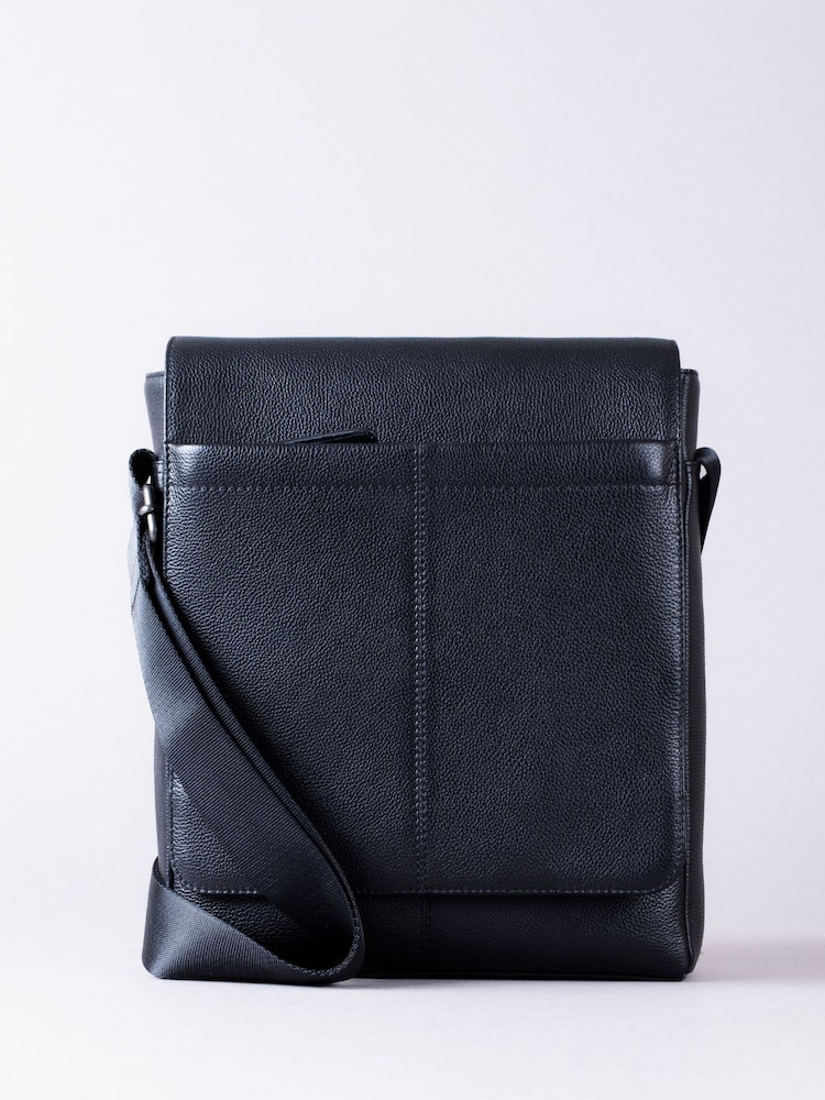 Lakeland Leather Black Crummock Cross-Body Bag - Image 2 of 7 Lakeland Leather Black Crummock Cross-Body Bag - Image 2 of 7