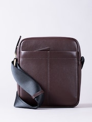 بني - Lakeland Leather Crummock Reporter Bag - صورة 2 من 7