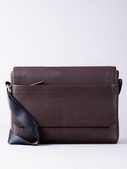 Lakeland Leather Brown Crummock Laptop Messenger Bag - Image 2 of 7