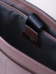 Lakeland Leather Brown Crummock Laptop Messenger Bag - Image 5 of 7