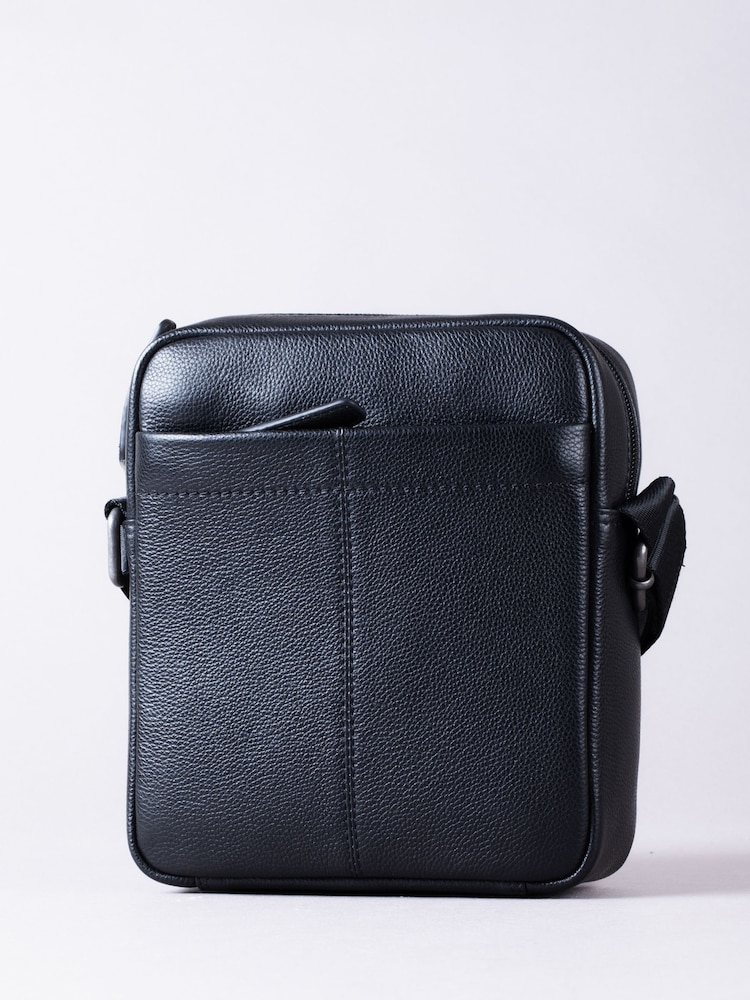 أسود - Lakeland Leather Crummock Reporter Bag - صورة 2 من 7