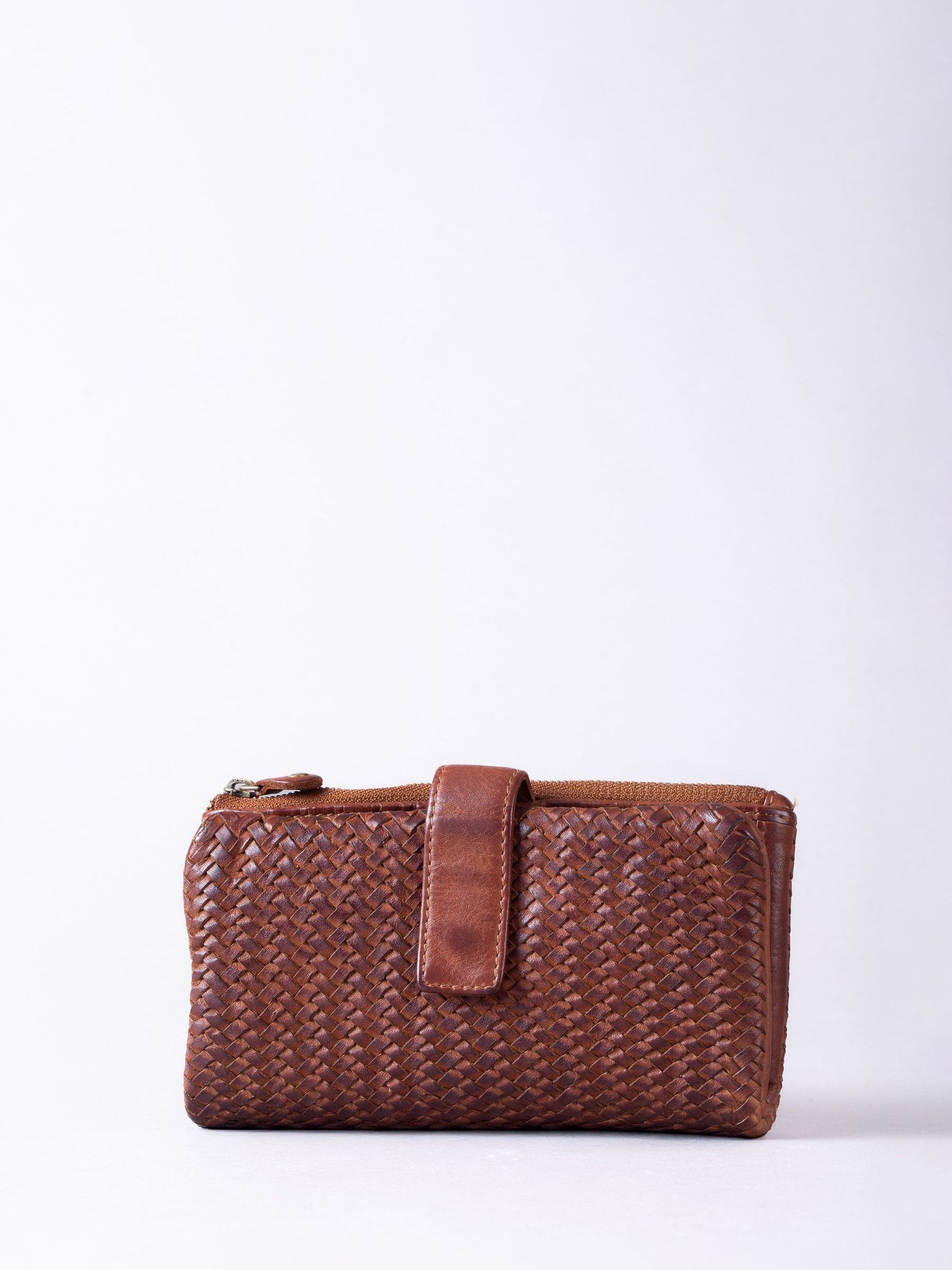 Lakeland Leather Women's Brown Large Wreay Tab Purse - Image 1