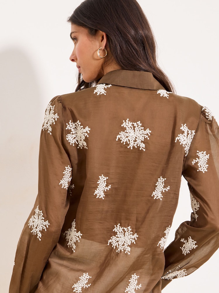 قميص مطرز من Lipsy  - Image 4 of 4