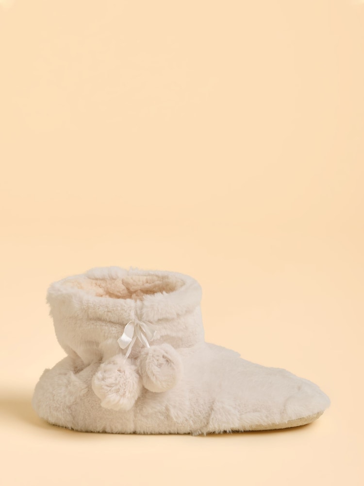 Brakeburn Cream Cedar Strolls Slippers - Image 1 of 5