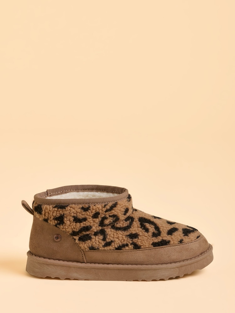 Brakeburn Brown Winters Embrace Slippers - Image 1 of 4