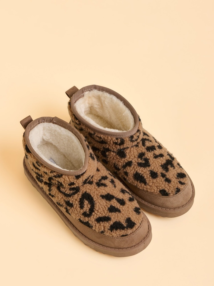 Brakeburn Brown Winters Embrace Slippers - Image 2 of 4