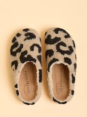 Brakeburn Cream Fireside Fleece Slippers - Image 3 of 4