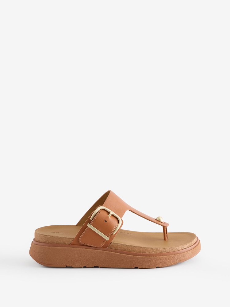 FitFlop Gen-FF Buckle Leather Toe Post Sandals - Image 1 of 1 FitFlop Gen-FF Buckle Leather Toe Post Sandals - Image 1 of 1