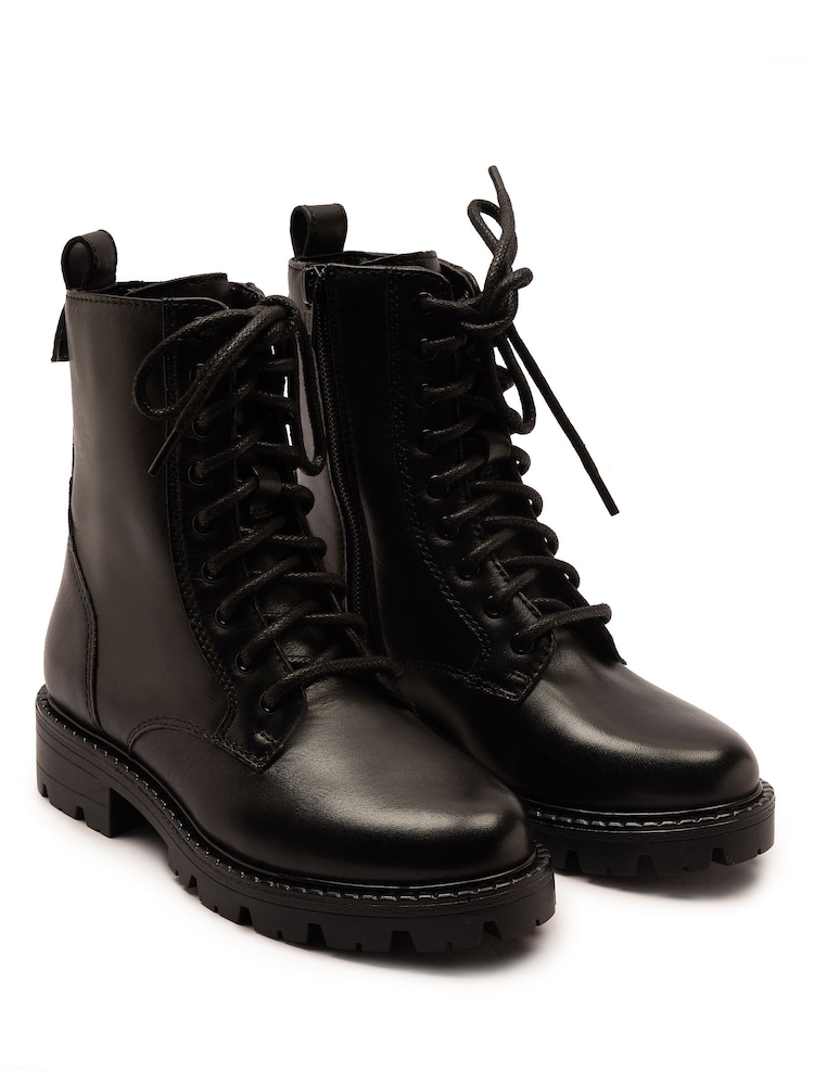 Preto - Off The Hook Nala Chunky Leather Lace-Up Combat Ankle Boots - Imagem 1 de 6