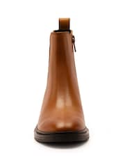 Natur - Off The Hook – Kiki – Chelsea-Stiefel aus Lackleder - Bild 4 von 6