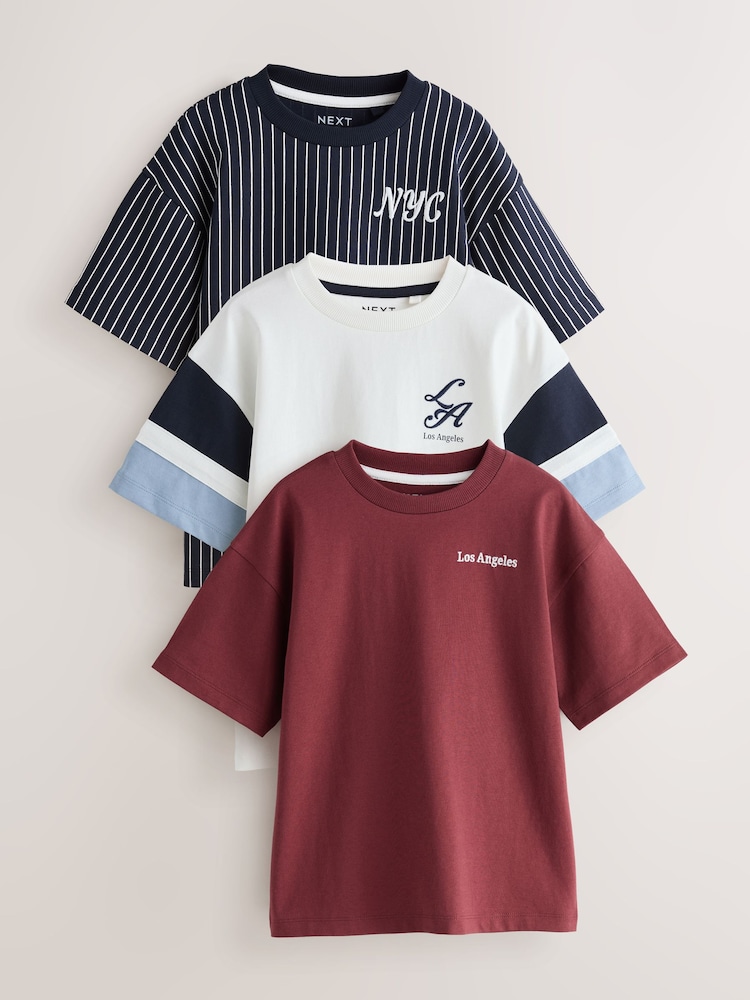 Berry/Ecru/Navy Stripe - حزمة من 3 قطع تيشرت بكُم قصير بتلبيس مريح مزيَّن بطبعة جرافيك (3-16سنوات) - صورة 1 من 7