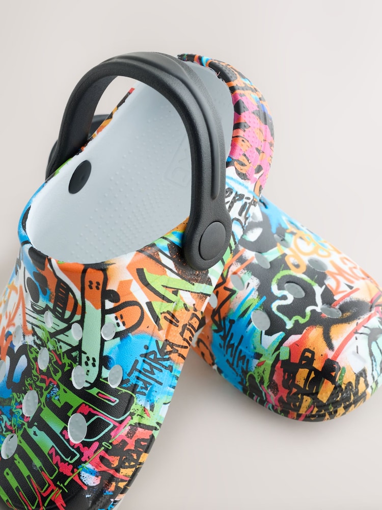 Graffiti Clogs - Image 9 of 9
