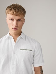 أبيض - Cotton Linen Blend Short Sleeve Trimmed Shirt - Image 1 of 8