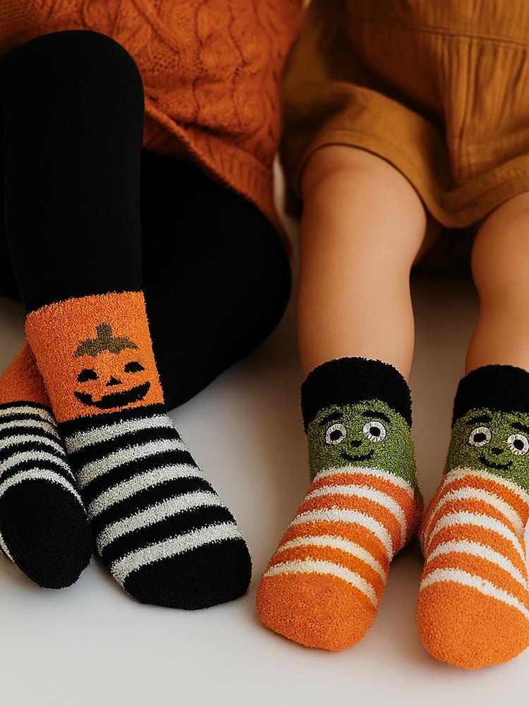 Totes Toasties Kids Super Soft Slipper Socks Twin Pack - Bild 1 von 4