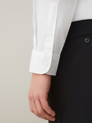 أبيض مخطط - تلبيس قياسي - قميص أنيق سهل العناية من نسيج غني بالقطن - Image 5 of 8