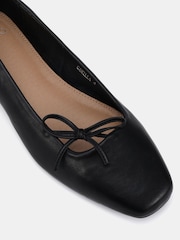 Preto - Novo Camilla Asymetric Bow Ballerinas - Imagem 6 de 6