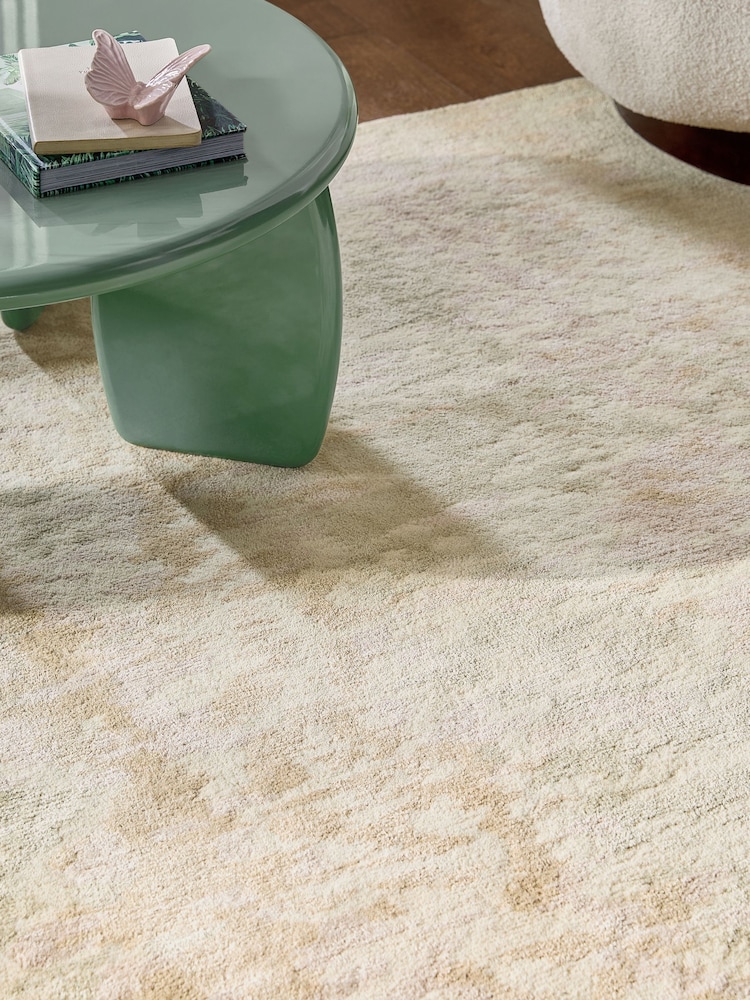 Green Abstract Blended Rug - Image 2 of 5 Green Abstract Blended Rug - Image 2 of 5