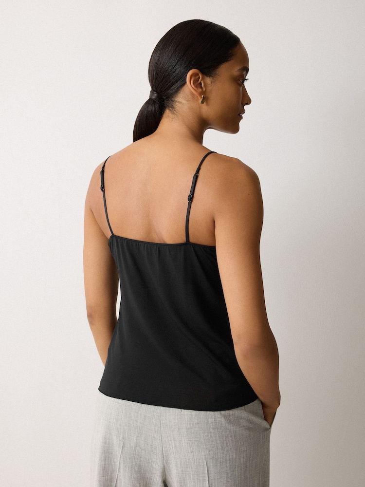 أسود - Jigsaw Modal Lace Camisole - صورة 2 من 2 أسود - Jigsaw Modal Lace Camisole - صورة 2 من 2