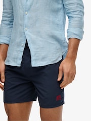 Azul - Shorts de baño 16 básicos de Superdry - Imagen 6 de 7