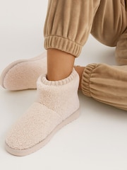 Totes Isotoner Ladies Borg Boots With Cuff Detail - صورة 1 من 5