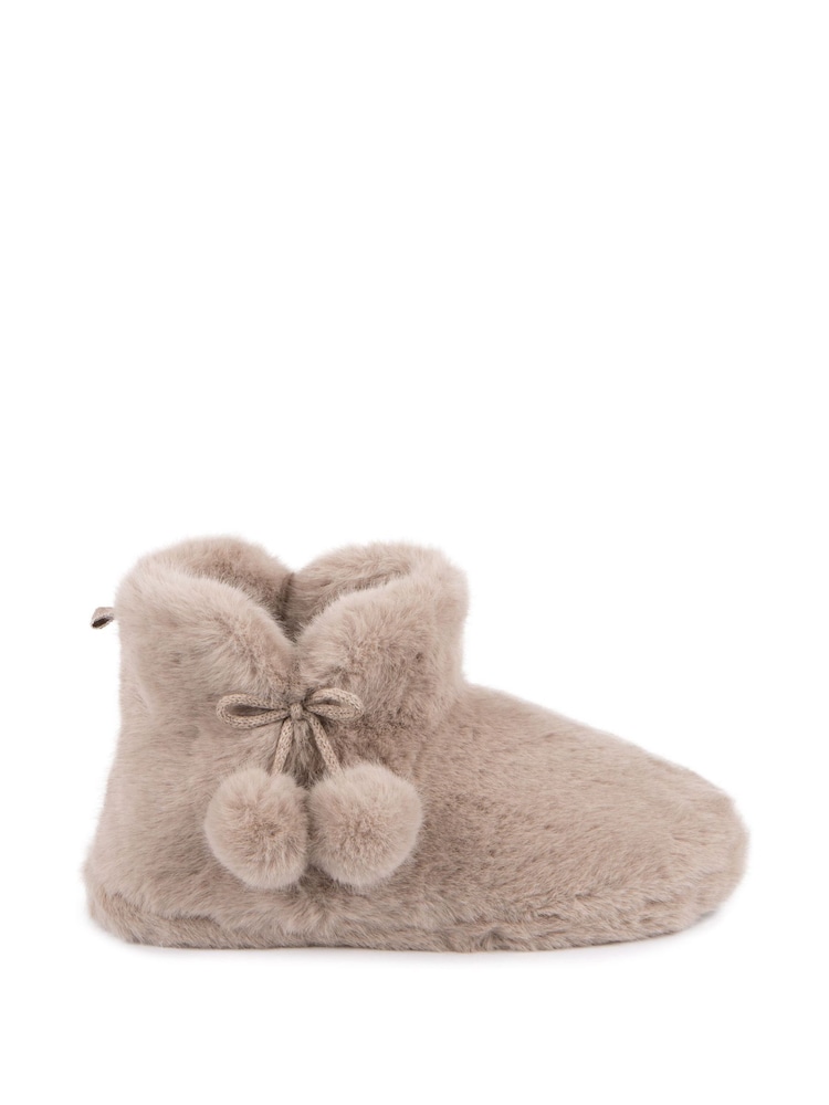 Totes Cream Toasties Ladies Faux Fur Boot Slippers - Image 2 of 5 Totes Cream Toasties Ladies Faux Fur Boot Slippers - Image 2 of 5