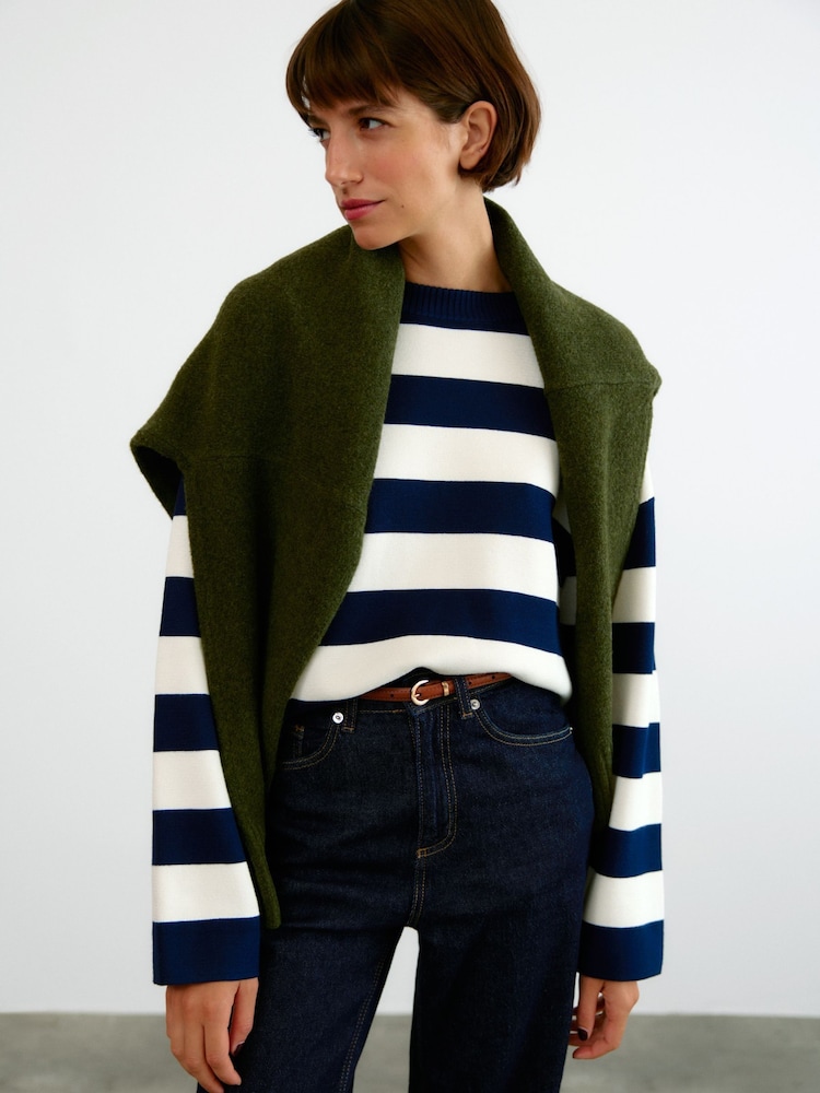 VERO MODA Blue Long Sleeve Round Neck Stripe Jumper - Image 2 of 3 VERO MODA Blue Long Sleeve Round Neck Stripe Jumper - Image 2 of 3