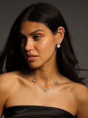 Jon Richard Gold Tone Jet Crystal Clover Necklace - Image 4 of 5