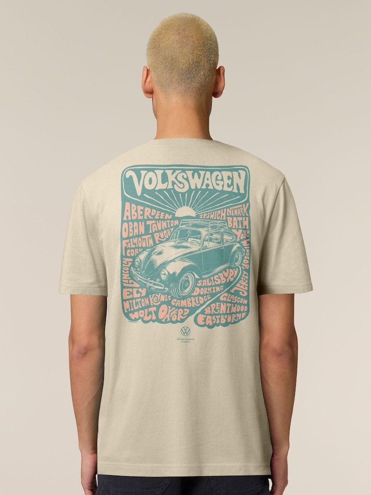 All + Every Cream Volkswagen Beetle 70s Retro British Towns Cities Poster Back Print Men's T-Shirt - Image 1 of 4 All + Every Cream Volkswagen Beetle 70s Retro British Towns Cities Poster Back Print Men's T-Shirt - Image 1 of 4