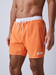 كريم - BOSS Motion Regular-Fit Long Sleeve Shirt - صورة 1 من 4