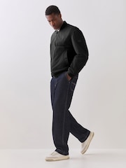 שחור - BOSS ז'קט בומבר אוברסייז בגזרה ארוכה עם לוגו - תמונה 2 מתוך 5