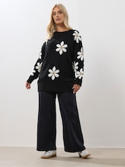 Yours Curve Black Conversational Flower Print Jumper - Image 3 of 5