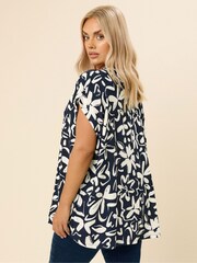 Yours Curve Blue Floral Textured Pleated Front Blouse - Image 2 of 5
