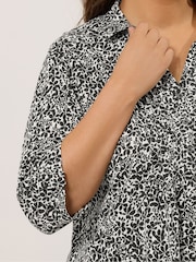 Evans Pintuck Henley T-Shirt - Image 4 of 5