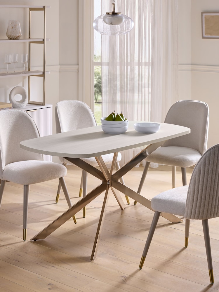 Light Natural Evie 6 Seater Oak Effect Dining Table - Image 1 of 6