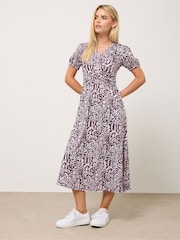 Vestido M&Co Petite Abstract Print Twist Front - Imagem 2 de 5